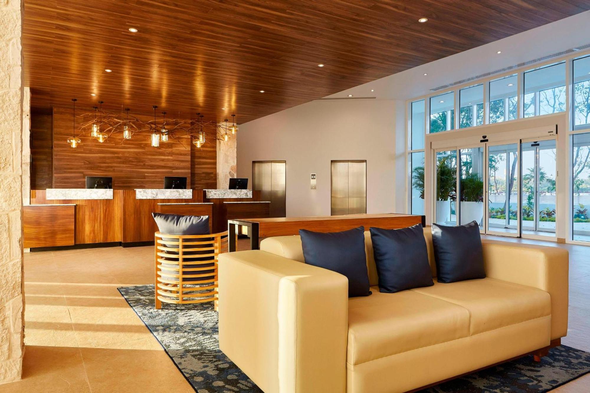 Fairfield Inn & Suites By Marriott Cancun Airport Alfredo V. Bonfil Ngoại thất bức ảnh